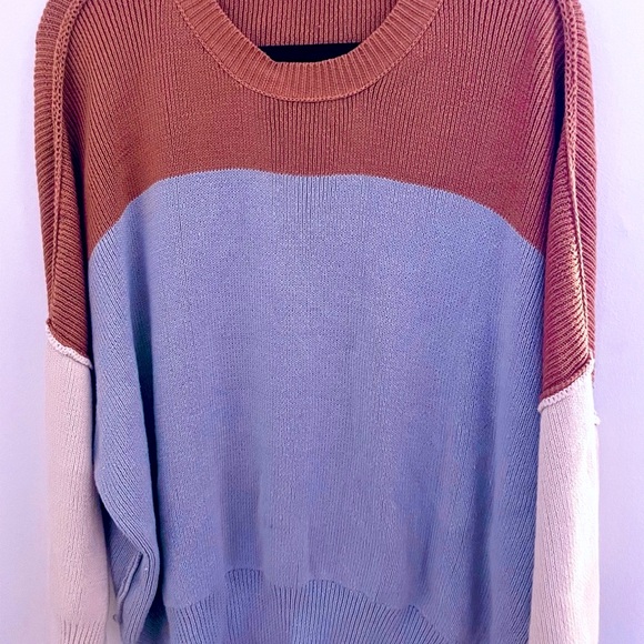 Colorblock Women's Cozy Sweater lightweight LIKE NEW Size Small - Picture 10 of 12